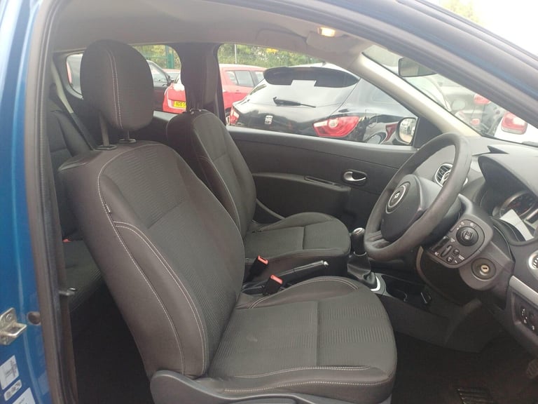 2011 Renault Clio 1.2 16V I-Music 3dr HATCHBACK PETROL Manual