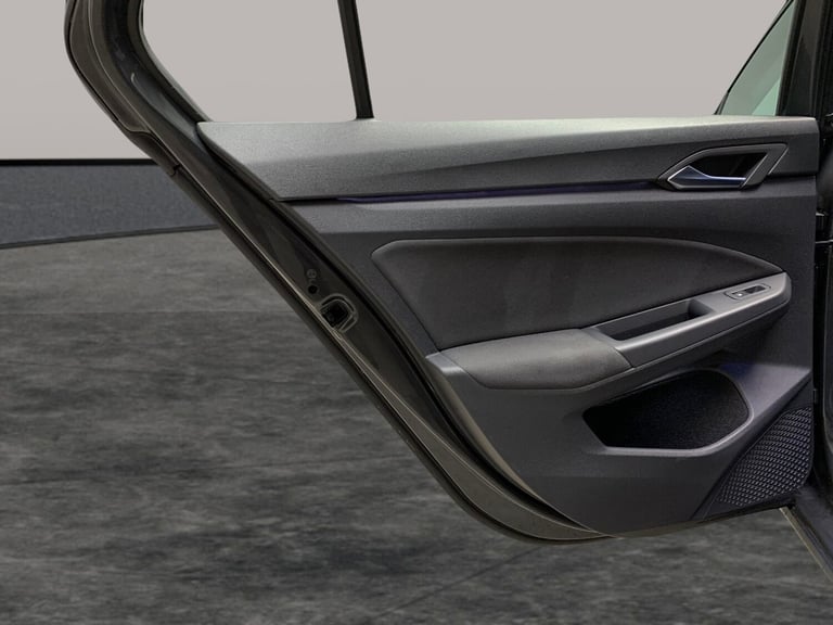 2021 Volkswagen Golf 2.0 TDI Life 5dr HATCHBACK DIESEL Manual