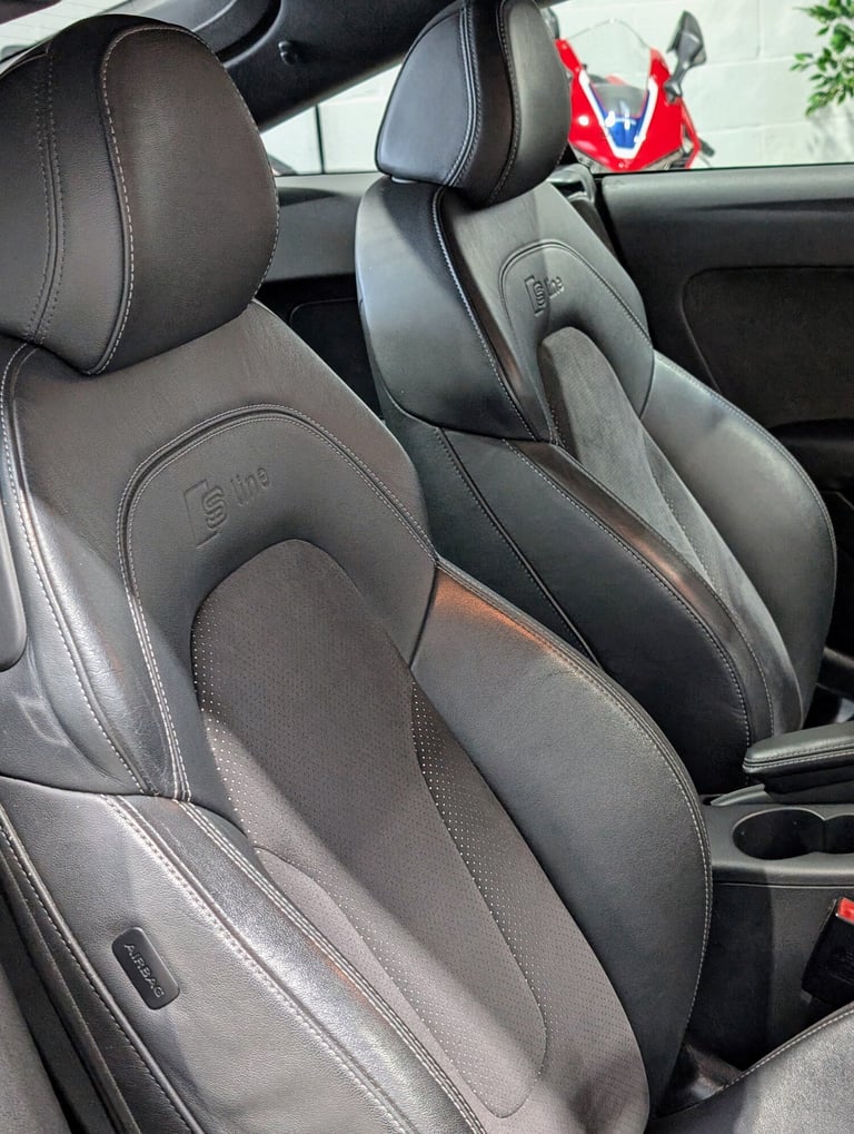 2011 AUDI TT 2.0 TFSI Quattro S-Line S-Tronic, 2 owners, daytona grey, alcantara