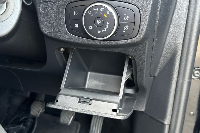  Ford Focus 1.0t Ecoboost Zetec Hatchback 5dr Petrol Manual Euro 6 s/s 100 Ps