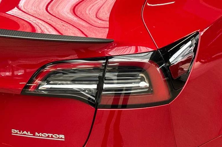 2022 Tesla Model 3 Performance AWD 4dr [Performance Upgrade] Auto SALOON ELECTRIC Automatic