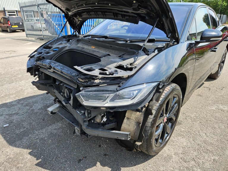 2021 71 Jaguar I-PACE 294kW EV400 Black 90kWh Auto 11kW Charger Damaged Salvage