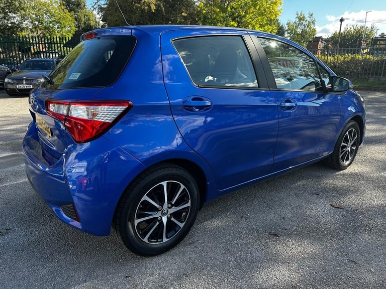 2019 Toyota Yaris 1.5 VVT-i Icon Tech Euro 6 5dr HATCHBACK Petrol Manual