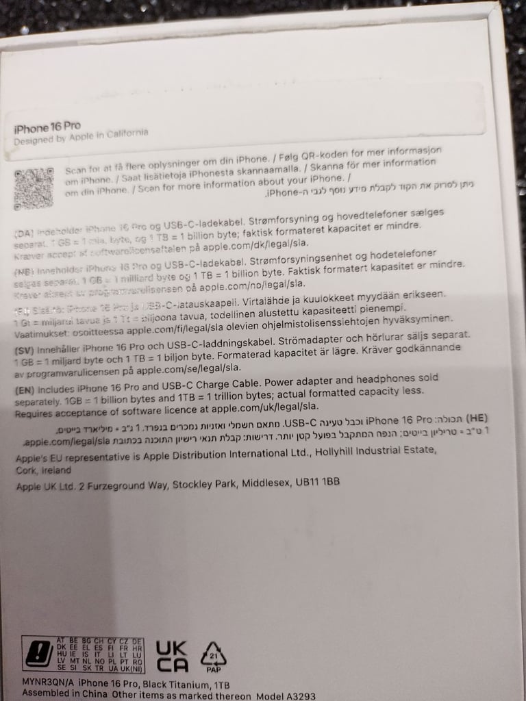 image for iPhone 16 pro 1TB Black Titanium 