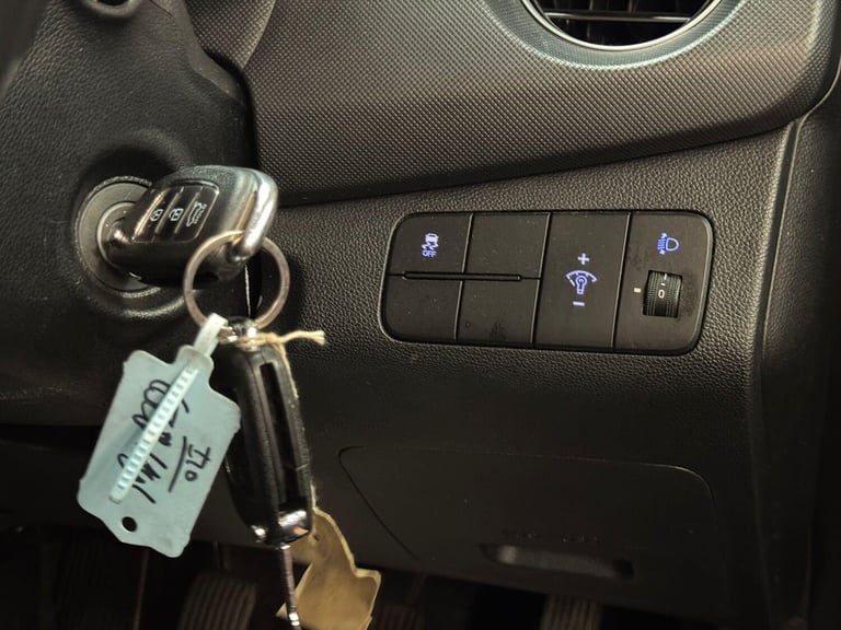 2018 Hyundai i10 1.0 SE Euro 6 5dr HATCHBACK Petrol Manual