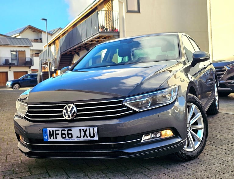 2017 VOLKSWAGEN PASSAT BLUEMOTION TECH NAV 2.0 TDI + EURO 6🔥