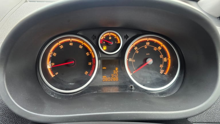 2013 Vauxhall Corsa 1.2 SE 5dr HATCHBACK Petrol Manual