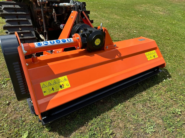MITSUBISHI MRT-21DW Track Compact Tractor & New 5ft Flail Mower * WATCH VIDEO * 596 Hours * 21 HP
