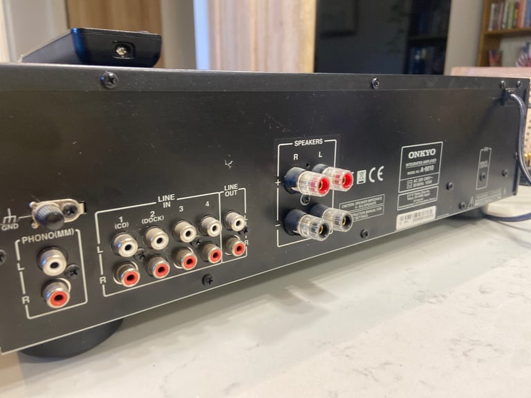 Onkyo a-1910 amplifier