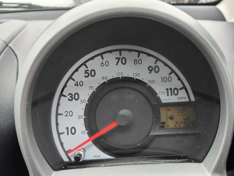 2013 Peugeot 107 1.0 12V Active 2 Tronic Euro 5 5dr Hatchback Petrol Automatic