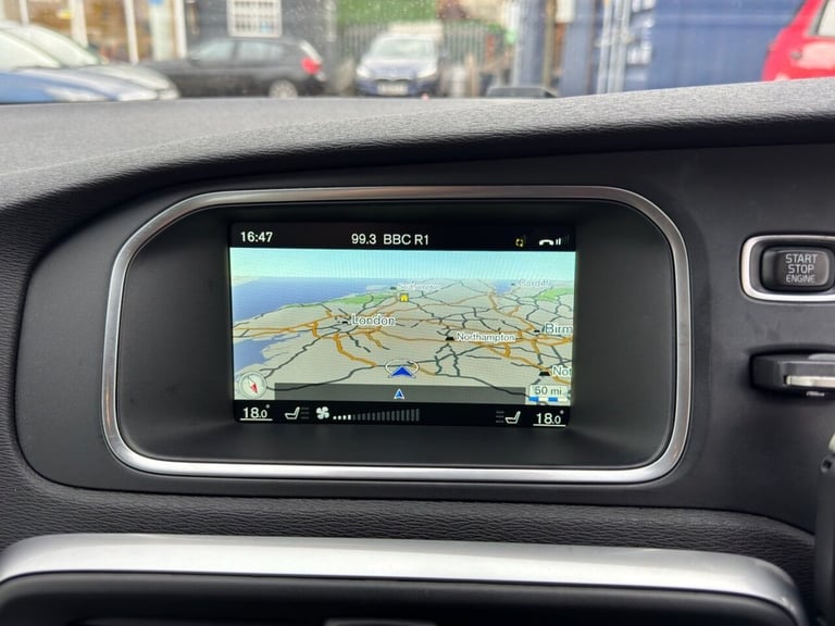 2016 Volvo V40 T3 [152] SE Lux Nav 5dr Geartronic HATCHBACK PETROL Automatic