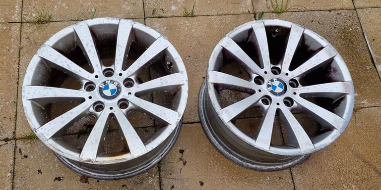  Pair of Genuine BMW 17" Alloy Wheels – 8Jx17 – No Cracks/Bends – Ideal for Refurb
