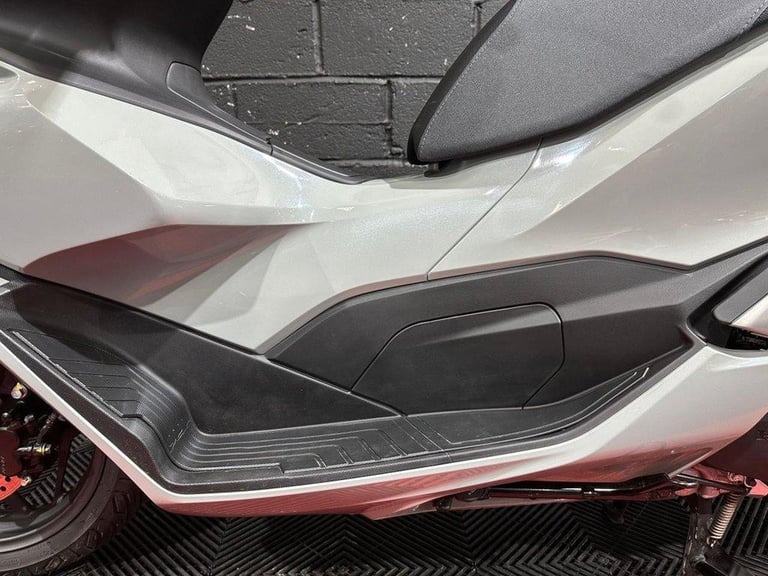 2024 74 HONDA PCX125 FINANCE SPECIALISTS APPLY NOW