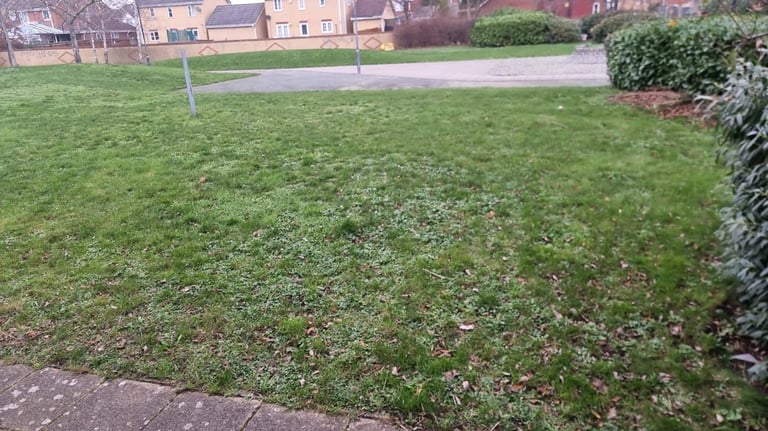 4 bedrooms house available to rent in Thamesmead, SE28