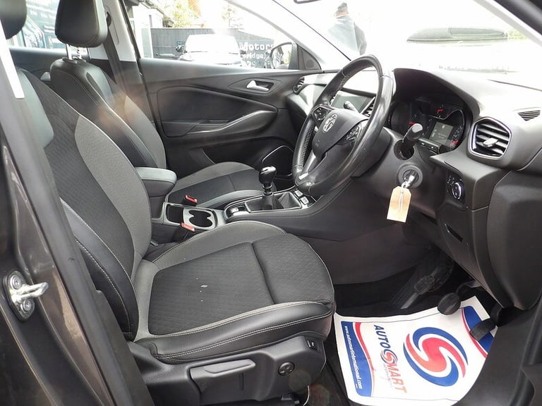 2021 Vauxhall Grandland X 1.5 Turbo D Business Edition Nav 5dr HATCHBACK DIESEL Manual