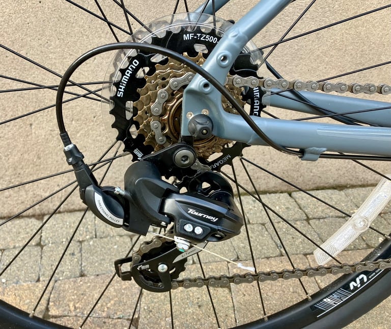 Giant Liv Alight 3 Disc Women’s Premium Hybrid Bike (Never Ridden)