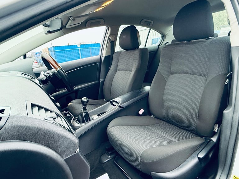 2009 Toyota Avensis 1.8 V-Matic TR Euro 4 4dr SALOON Petrol Manual