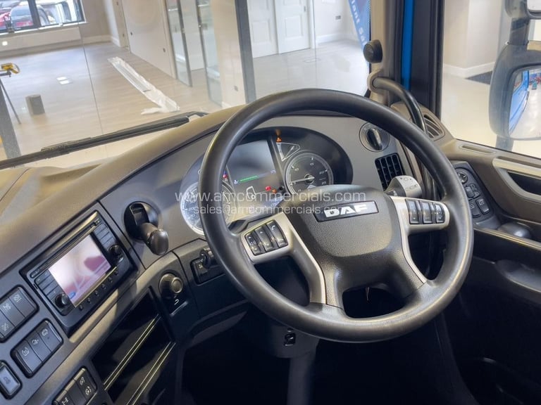 2020 (20) DAF XF 480 SPACECAB 6X2 TAG