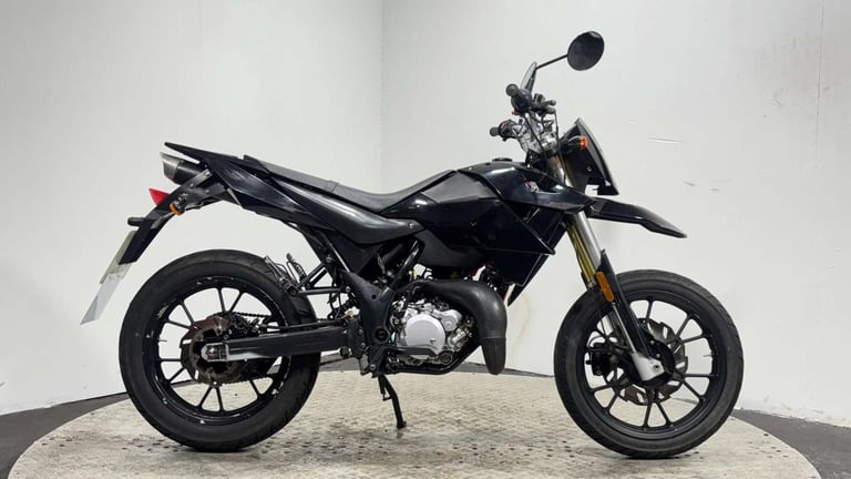 Generic Trigger 50 2011 2 STROKE 50CC SUPERMOTO ENDURO GEARED BIKE 2T PROJECT