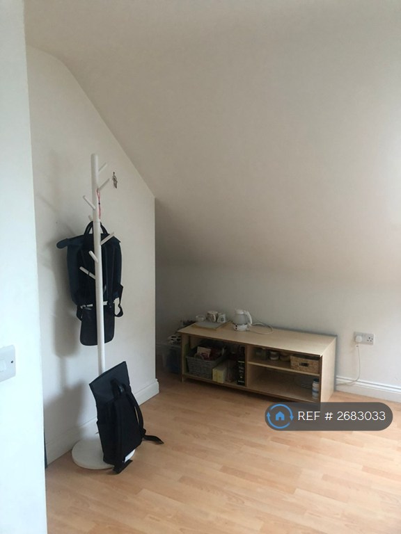 1 bedroom in Holly Tree Farm, Manchester, M20 (#2683033)