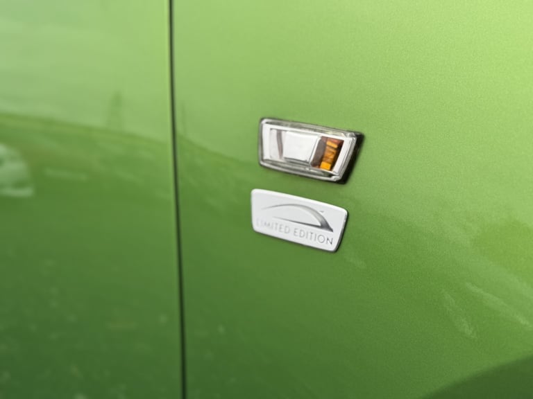 VAUXHALL CORSA 1.2 i Limited Edition 2015