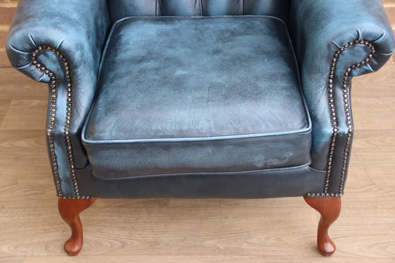 Chesterfield Luxury Wingback Armchair with Footstool (UK Delivery)