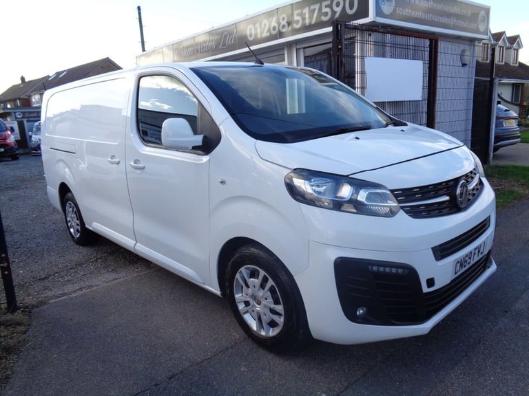 2019 69 VAUXHALL VIVARO 1.5 TURBO D 2900 SPORTIVE PANEL VAN 5DR DIESEL L2 NO VAT