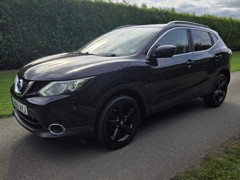 2015 Nissan Qashqai 1.2 DiG-T N-Tec+ 5dr HATCHBACK Petrol Manual