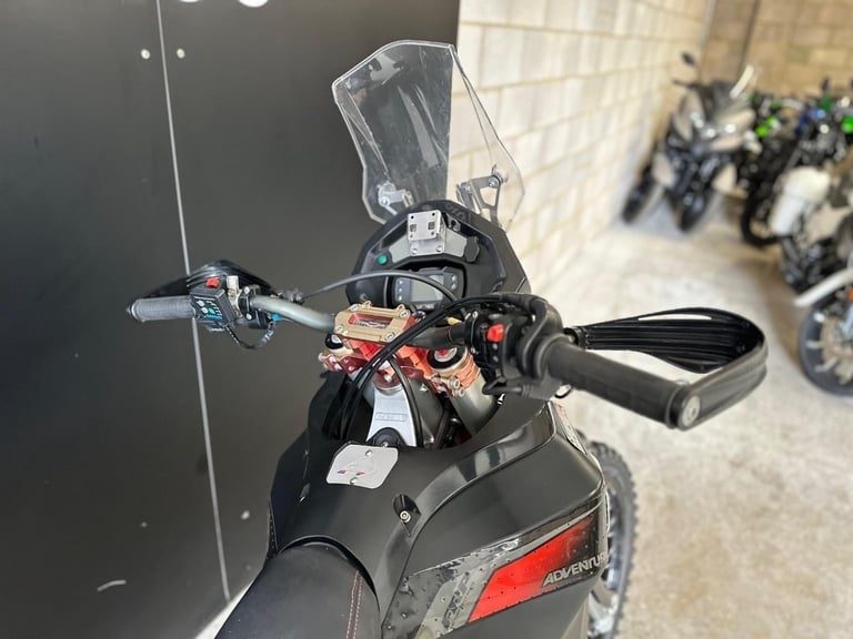 STUNNING 2016/16 CCM GP 450 ADVENTURE MOTORCYCLE 