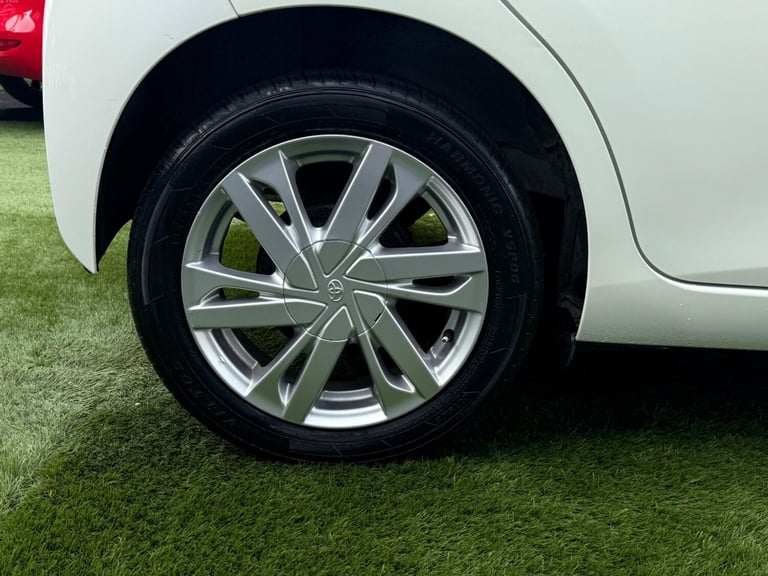 2015 Toyota AYGO 1.0 VVT-i x-pression x-wave 5dr Petrol Manual Euro 5 Euro 5 (68 ps) HATCHBACK Pe...