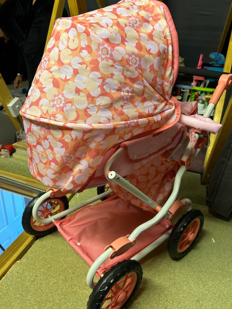 Baby Annabelle pram 