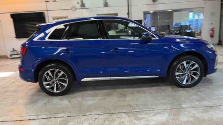 2022 Audi Q5 2.0 TDI 40 S line SUV 5dr Diesel S Tronic quattro Euro 6 (s/s) (204 ps) SUV Diesel A...