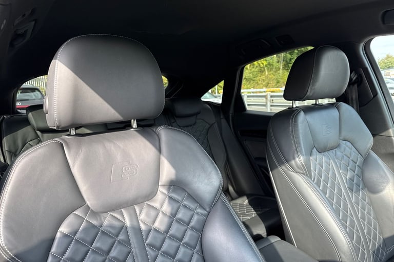 2023 Audi Q5 Edition 1 40 TDI quattro 204 PS S tronic SUV DIESEL Automatic