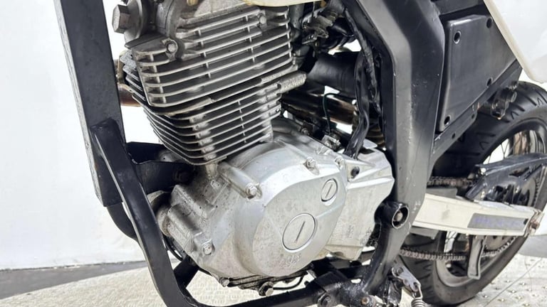 Ajs JSM 2012 2K NON RUNNING PROJECT BIKE SUPERMOTO 125CC LEARNER