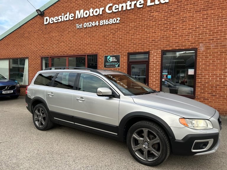 2012 Volvo XC70 2.4 D5 SE Lux Estate 5dr Diesel Geartronic AWD Euro 5 (215 ps) Estate Diesel Auto...