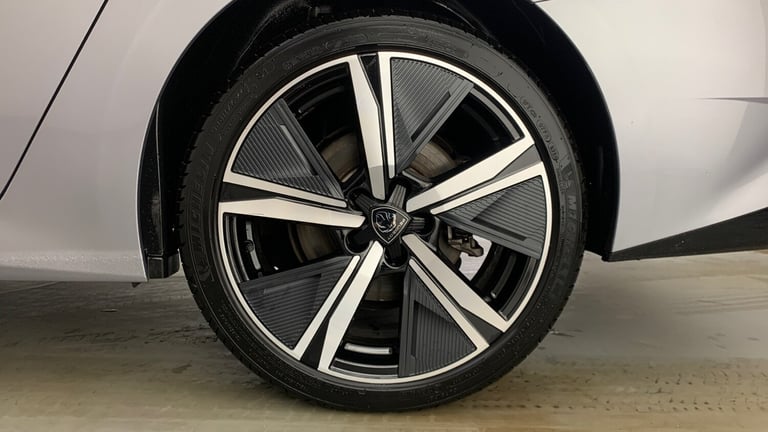 2024 Peugeot 308 SW 1.6 12.4kWh GT Estate 5dr Petrol Plug-in Hybrid e-EAT Euro 6 (s/s) (225 ps) E...