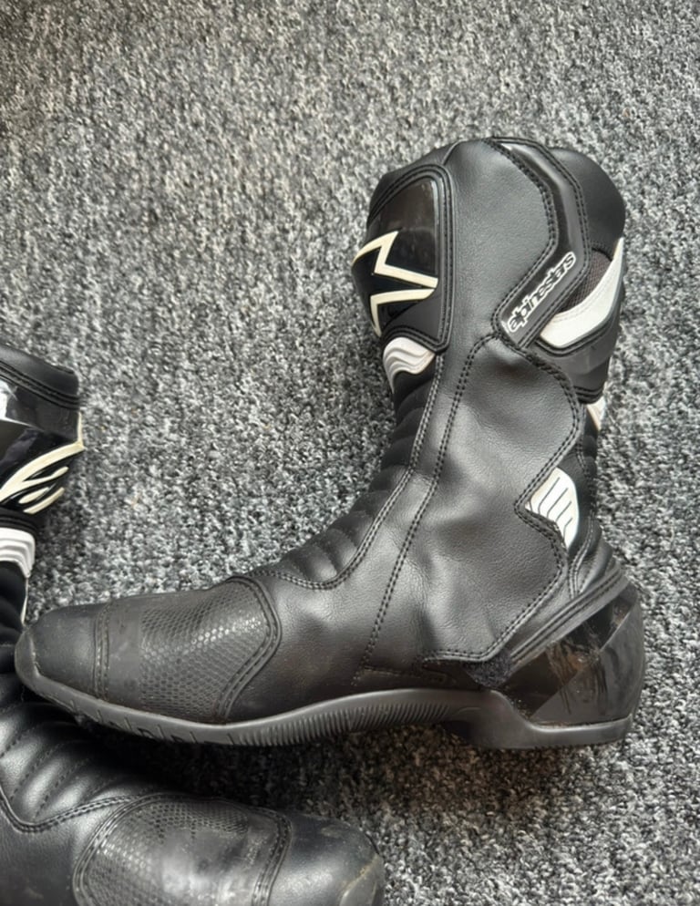 Alpinestars boots