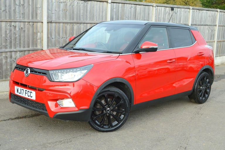 2017 Ssangyong Tivoli 1.6 ELX 5dr Auto HATCHBACK PETROL Automatic