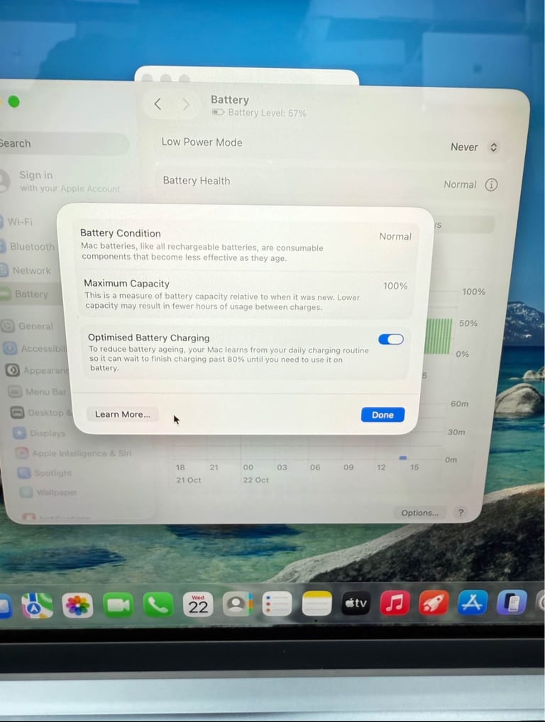 Apple Macbook Air M2 8GB 256GB (100% Battery)