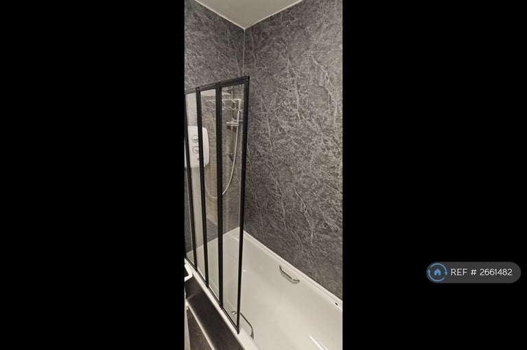 3 bedroom flat in Bedford Avenue, Aberdeen, AB24 (3 bed) (#2661482)