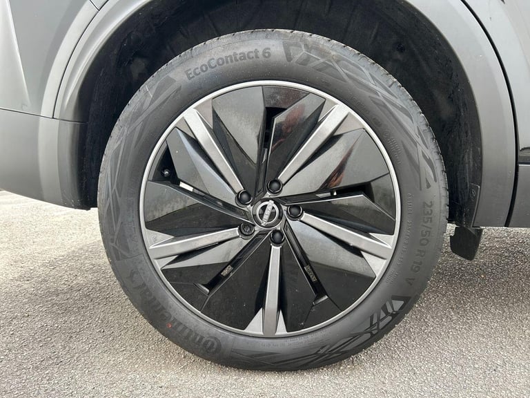 2025 Nissan Qashqai 1.3 DIG-T MHEV Tekna Euro 6 (s/s) 5dr SUV PETROL Manual