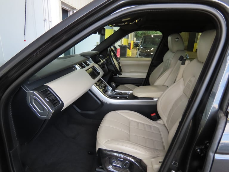 2015 Land Rover Range Rover Sport 3.0 SD V6 Autobiography Dynamic SUV 5dr