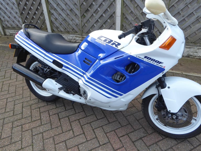 HONDA CBR 1000 F JELLY MOULD E REG 7,023 MILES OWNERS BOOK SERVICE BOOK