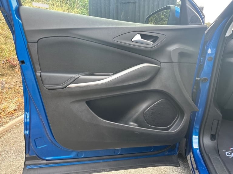 2018 Vauxhall Grandland X 1.2 Turbo SE SUV 5dr Petrol Manual Euro 6 (s/s) (130 ps) HATCHBACK Petr...