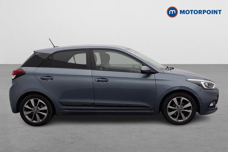 2017 Hyundai i20 1.2 Premium Nav 5dr HATCHBACK PETROL Manual