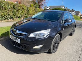 Vauxhall Astra 1.7 CDTI Exclusive with 12 Months MOT&Full-Ser Hist&Low 112K Miles&£30 Tax for an yr