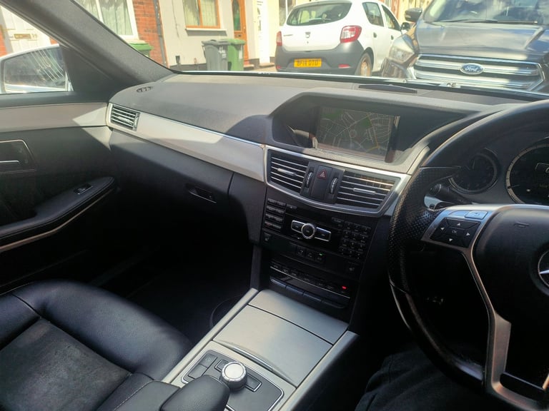 Mercedes-Benz, E CLASS, Saloon, 2013, Semi-Auto, 2143 (cc), 4 doors