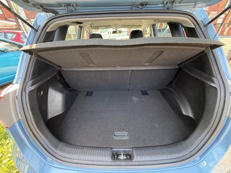 2012 Hyundai Ix20 1.6 Active Auto Euro 5 5dr MPV Petrol Automatic