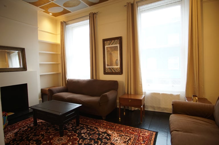 Impressive 3-bedroom maisonette available to rent in Portobello Road, W11