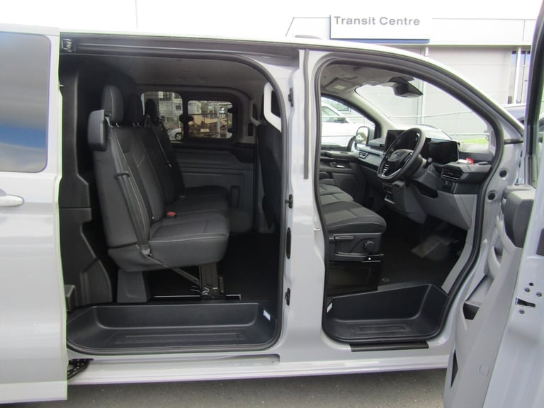 2025 Ford Transit Custom 2.0D EcoBlue 170ps H1 Double Cab Van Limited Auto Crew Bus Diesel Automatic